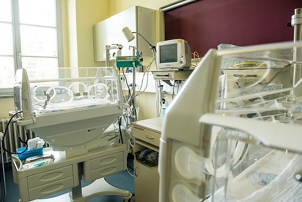 Neonatologie zur Versorgung frühgeborener und kranker Kinder